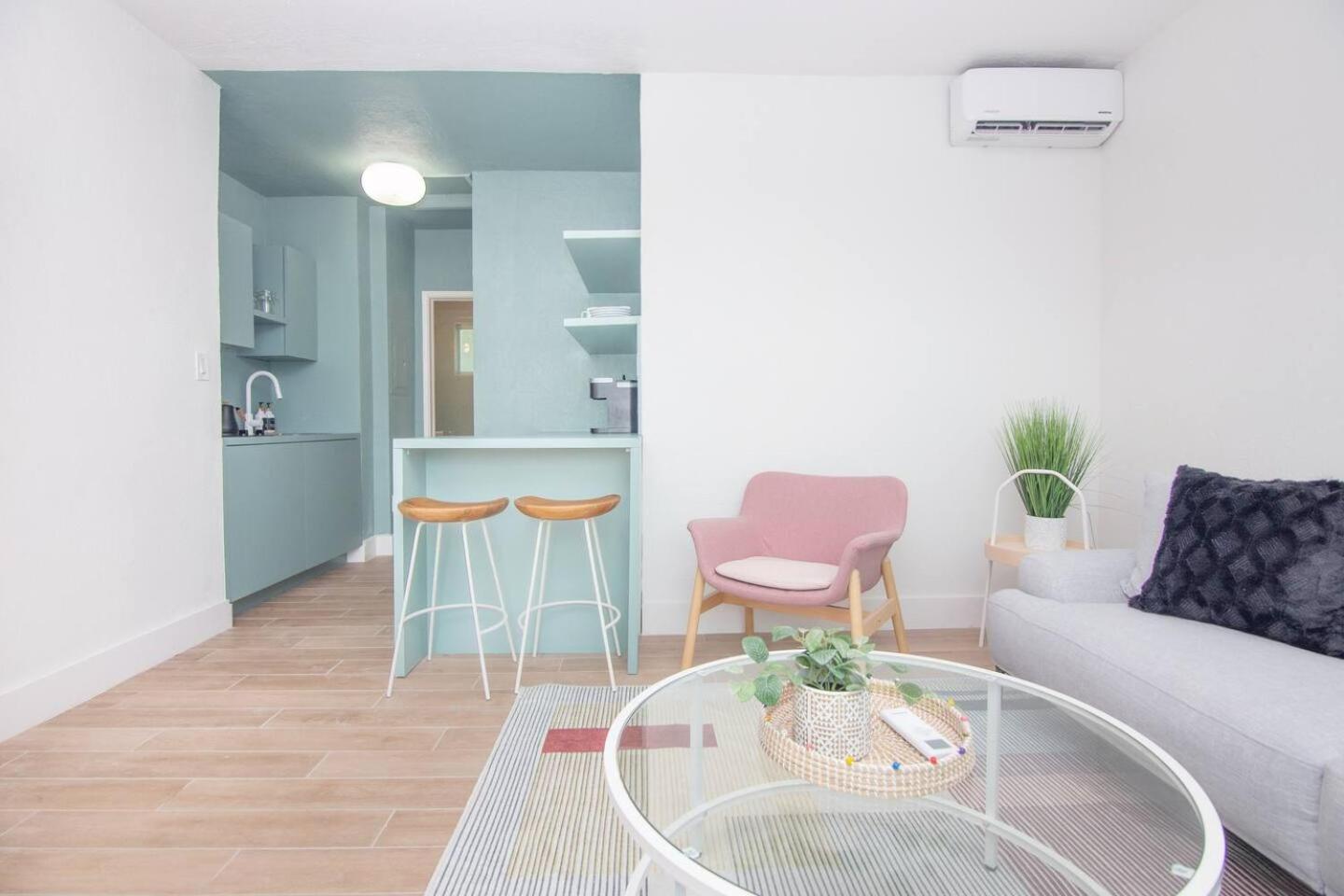 Stylish One Bedroom Apartment In El Portal #4 Miami Dış mekan fotoğraf